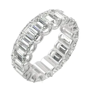 Emerald Trellis Bold Eternity Band image, 