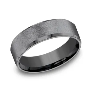 Beveled Edge Textured Men's Wedding Ring image, 