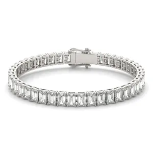 Emerald Couture Classic Basket Tennis Bracelet image, 