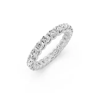 Round Shared Prong Eternity Band image, 