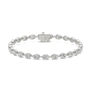 Oval Link Fashion Bracelet Essentials image, 