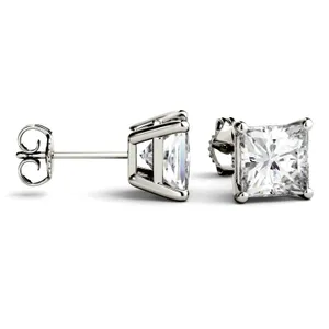 Princess Four-Prong Basket Stud image, 