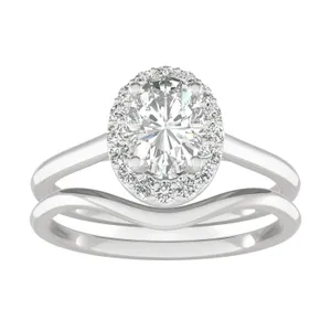 Oval Signature Halo Bridal Set image, 