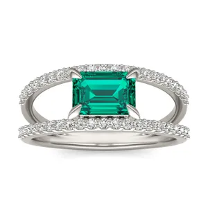 Emerald Split Shank Emerald Ring image, 