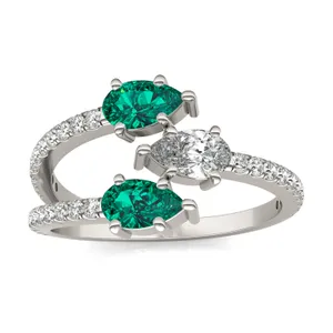 Emerald Rea Accented Ring image, 