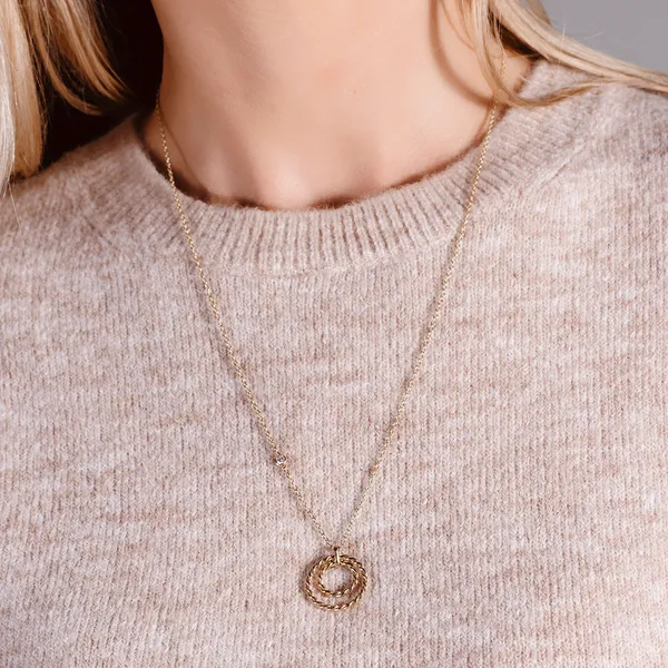 Ouro Edition Double Rope Circle Necklace in 14K Yellow Gold