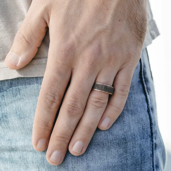 6.5mm Fabric Patterned Mens Band in Two-Tone Grey Tantalum and 14K Rose Gold