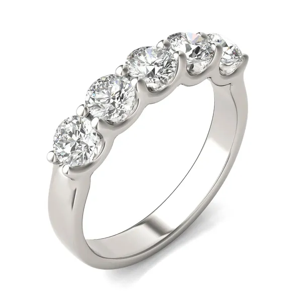 Round Brilliant Cinque Anniversary Band