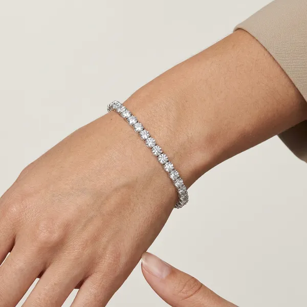 Four Prong Round Tennis Bracelet