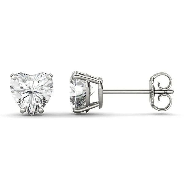 Heart Four-Prong Basket Stud