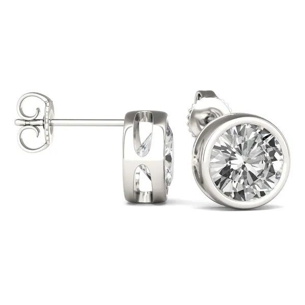 Round Brilliant Bezel Stud