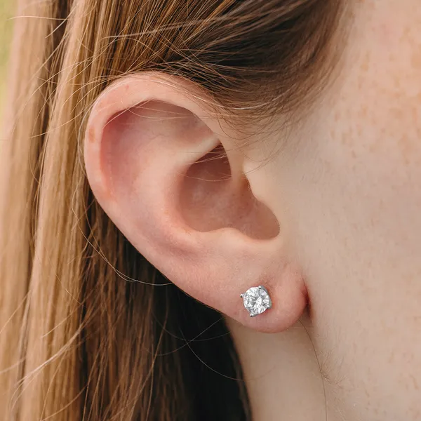 Round Hearts & Arrows Four-Prong Petal Stud