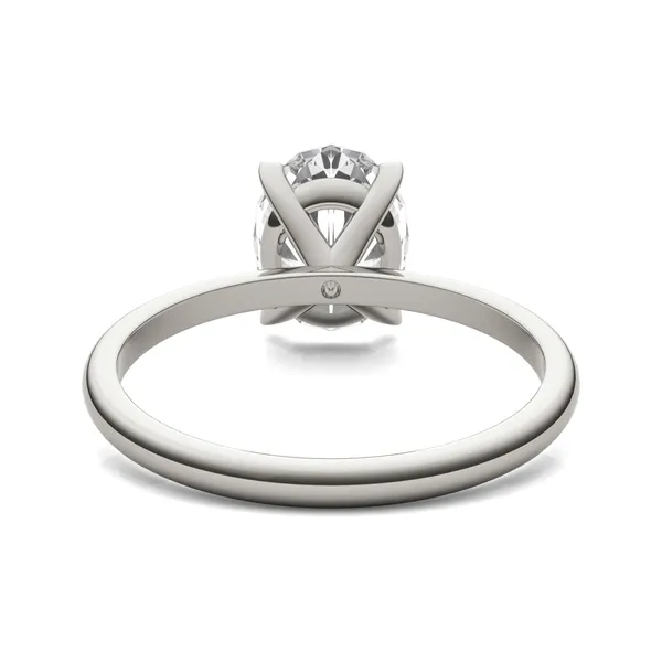 Oval Classic Solitaire