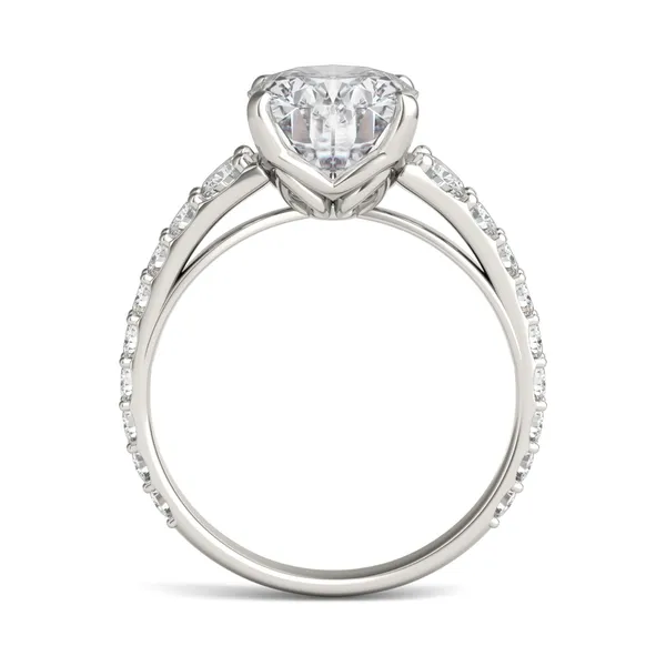 Oval Signature Graduated Side-Stone Engagement Ring