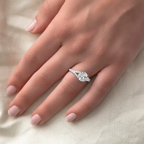 Round Brilliant Duet Engagement Ring