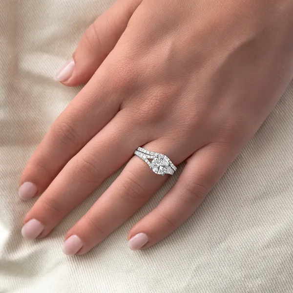 Round Brilliant Duet Engagement Ring