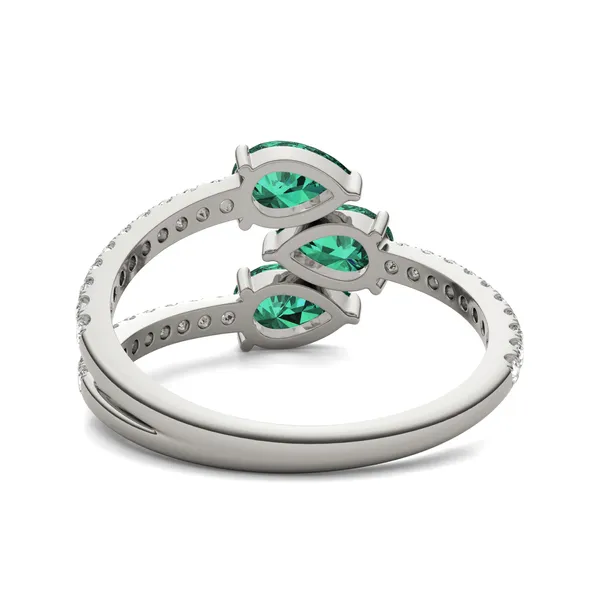 Emerald Tipped Pear Rea Ring