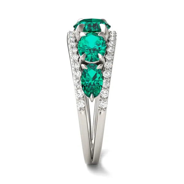 Emerald Victoria Accented Ring