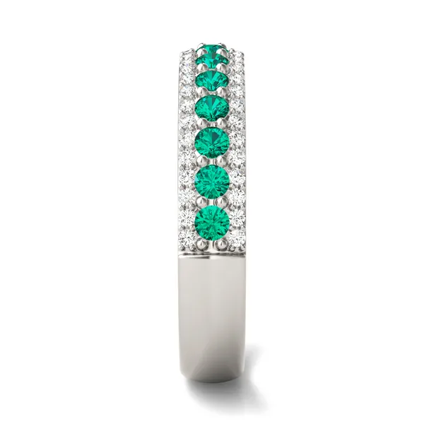 Petite Emerald Valiant Ring