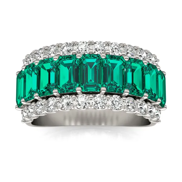 Emerald Huntress Ring