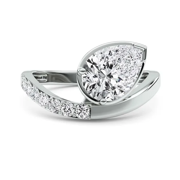 Pear Callisto Fashion Ring