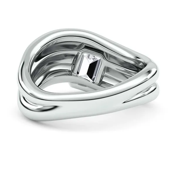 Emerald Tidal Fashion Ring